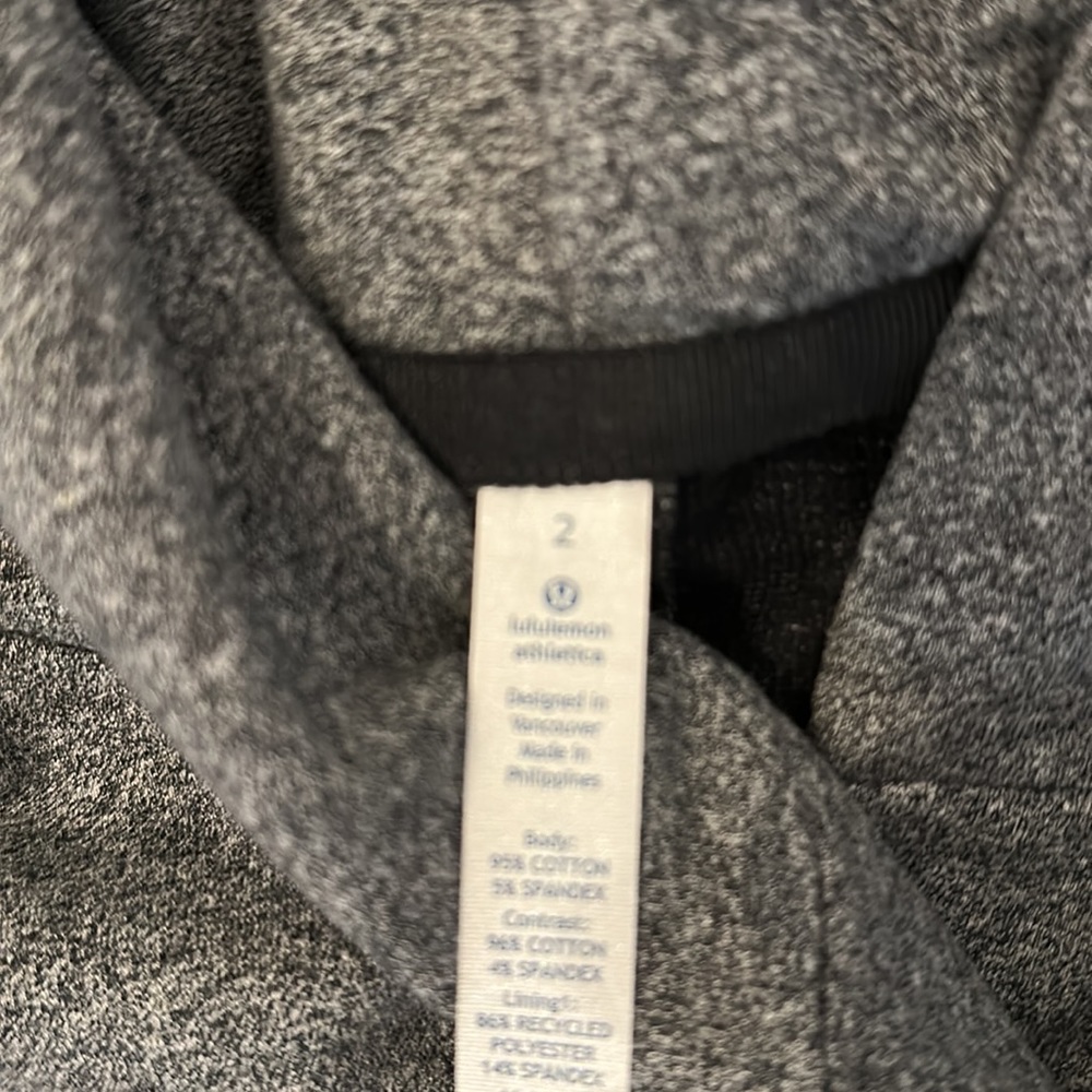 Lululemon coat - Picture 2 of 6